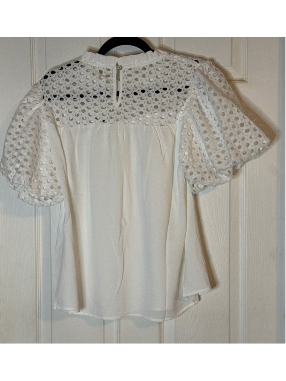 Jodifl White Eyelet Bow Blouse Size M - Picture 3 of 5